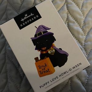 Hallmark Puppy Love Howl-O-Ween